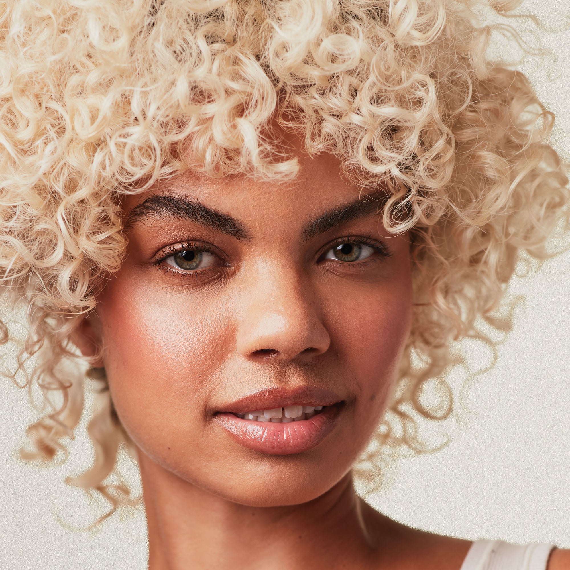 Platinum Blonde Violet Conditioner - Image 3